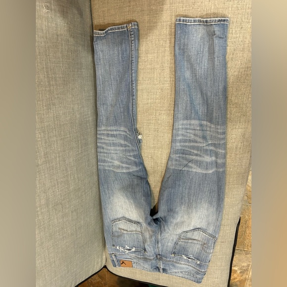 American Eagle Tomgirl Jeans - Picture 4 of 4